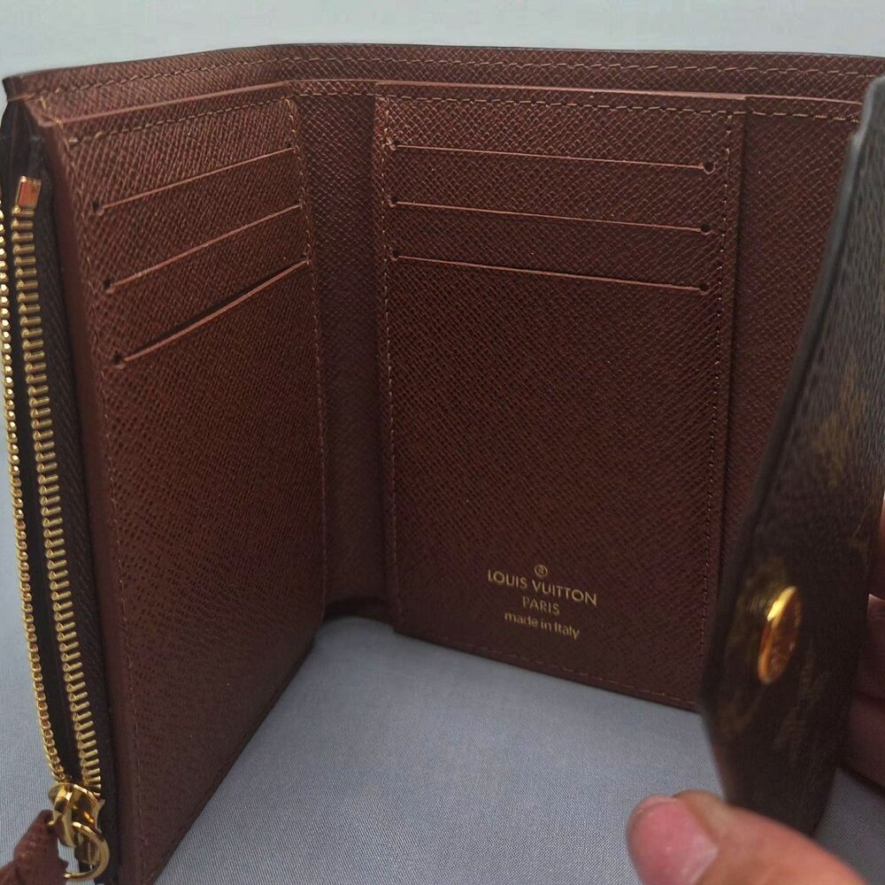 Louis Vuitton Victorine Wallet - Picture 2 of 6